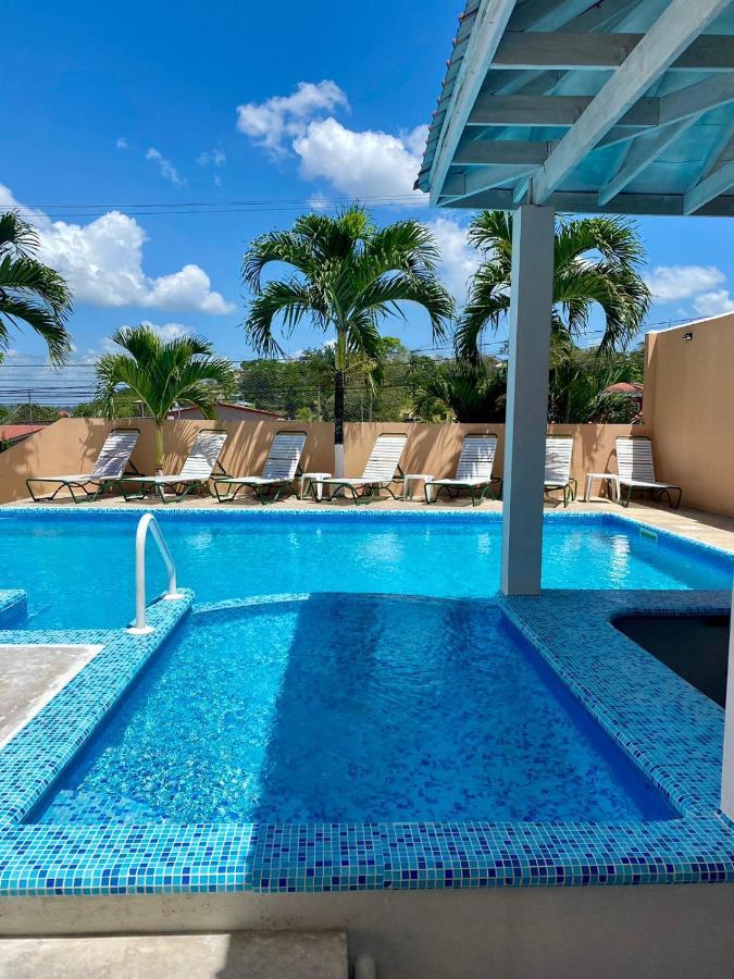 Rolson Hotel San Ignacio Bagian luar foto