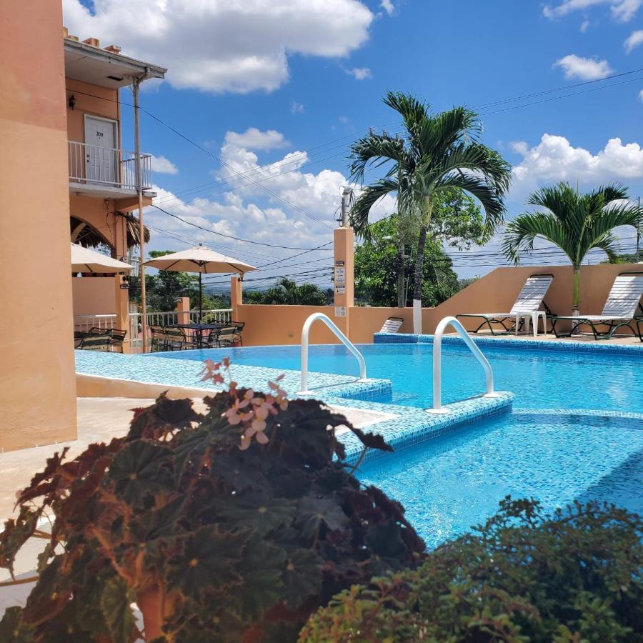 Rolson Hotel San Ignacio Bagian luar foto
