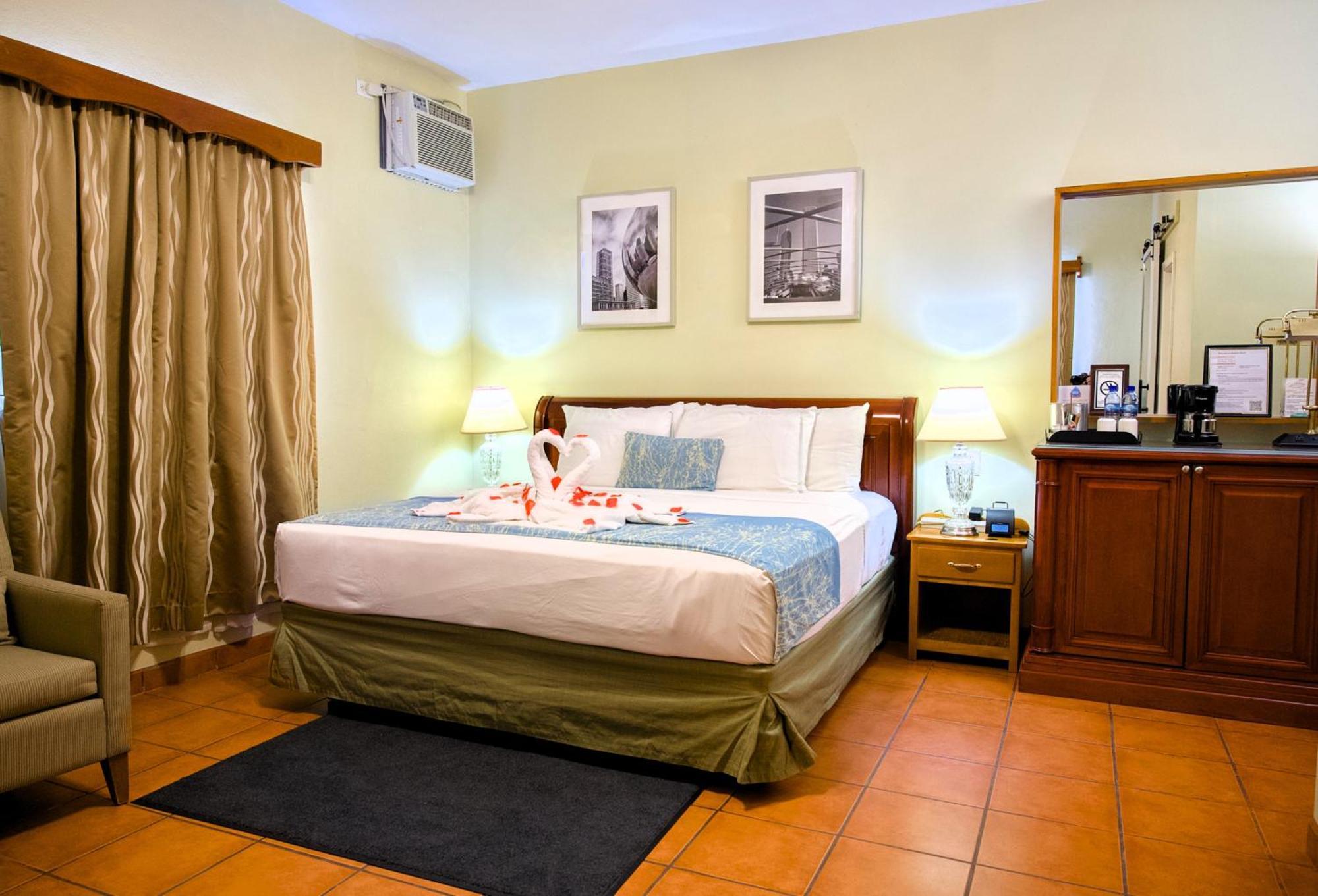 Rolson Hotel San Ignacio Bagian luar foto
