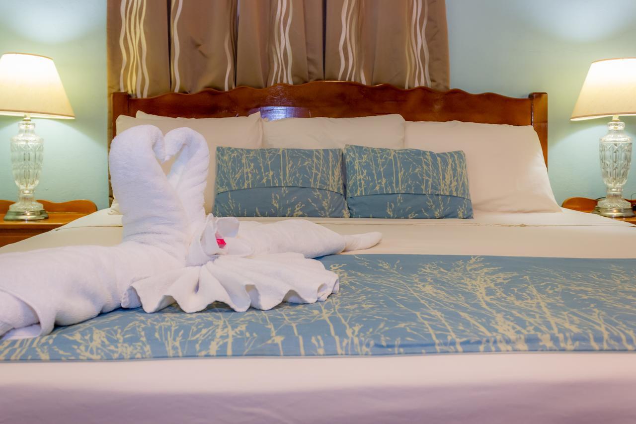 Rolson Hotel San Ignacio Bagian luar foto