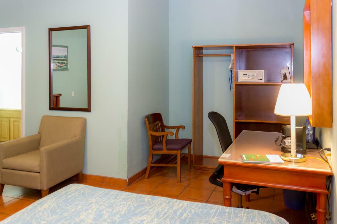 Rolson Hotel San Ignacio Bagian luar foto